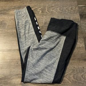 PINK Ultimate LG Light/Dark Gray Leggings